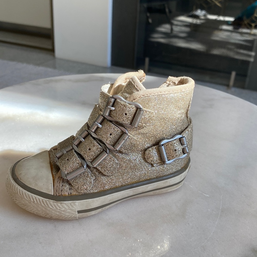 Ash sneakers